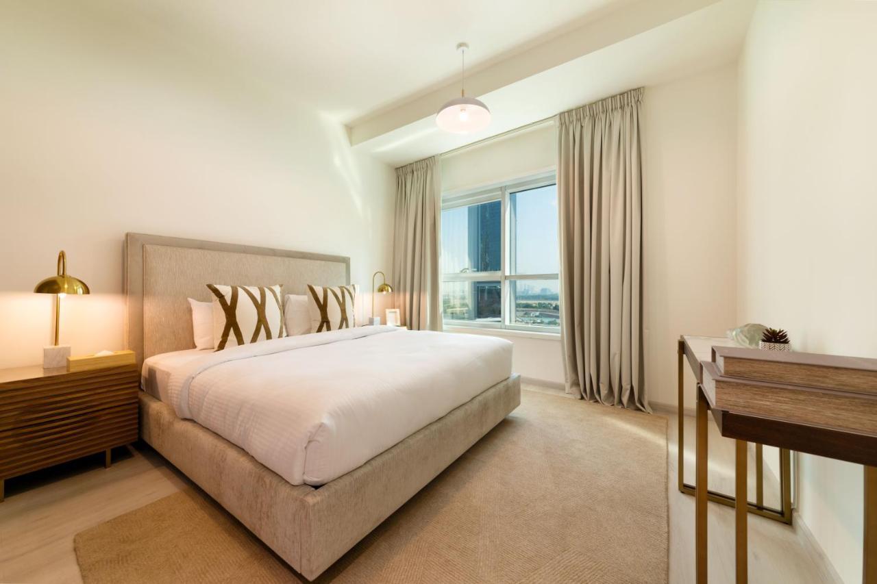 Maison Privee - Millennium Executive Tower Apartment Dubai Exterior photo
